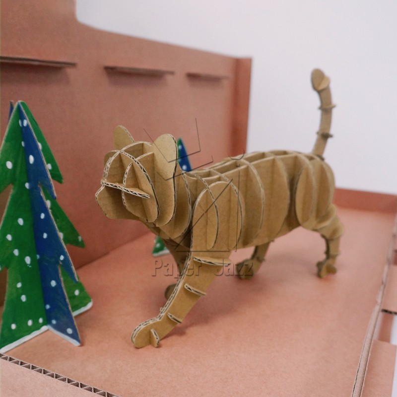 Cardboard cat纸板猫