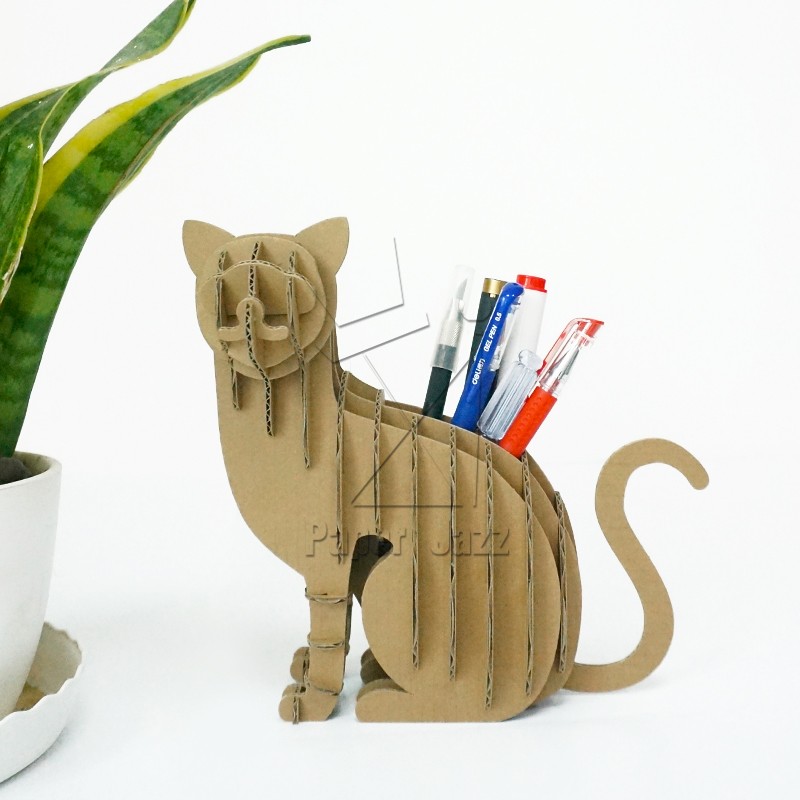 Cat pen holder猫笔筒