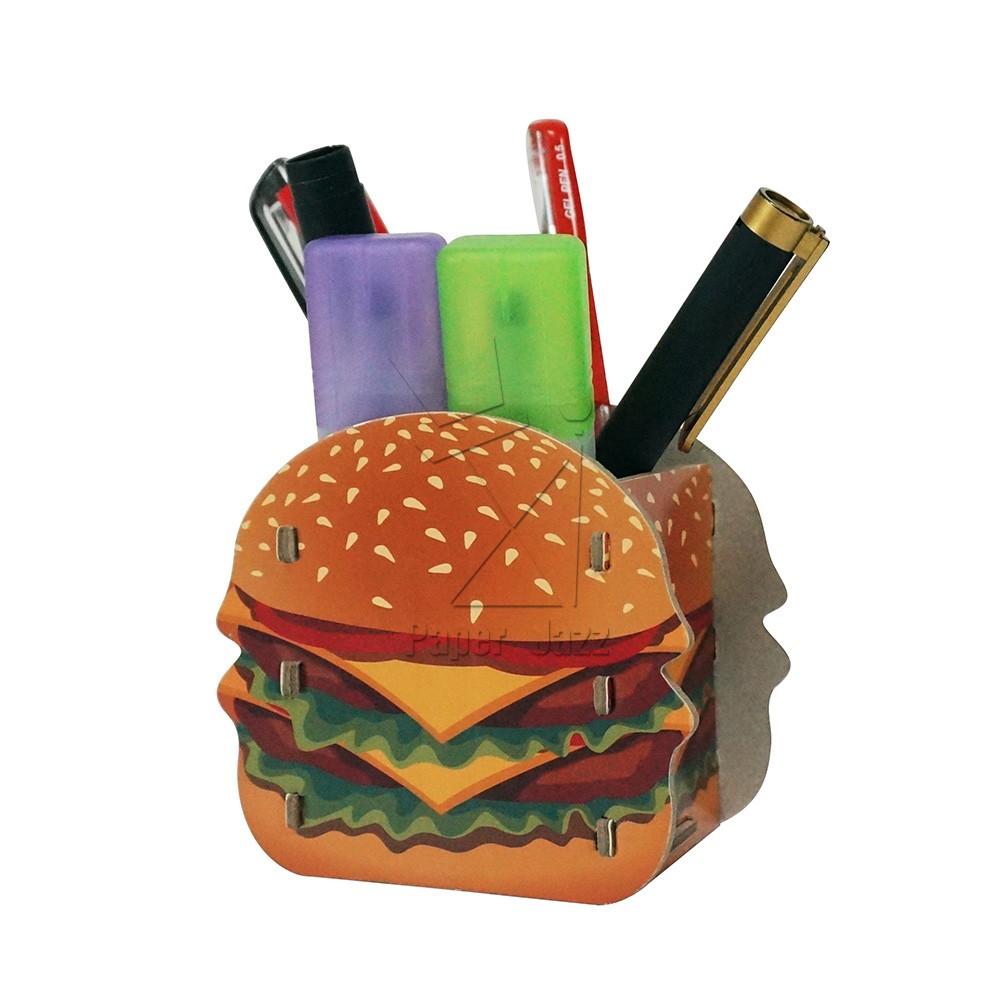Children's desktop pen holder桌面笔筒